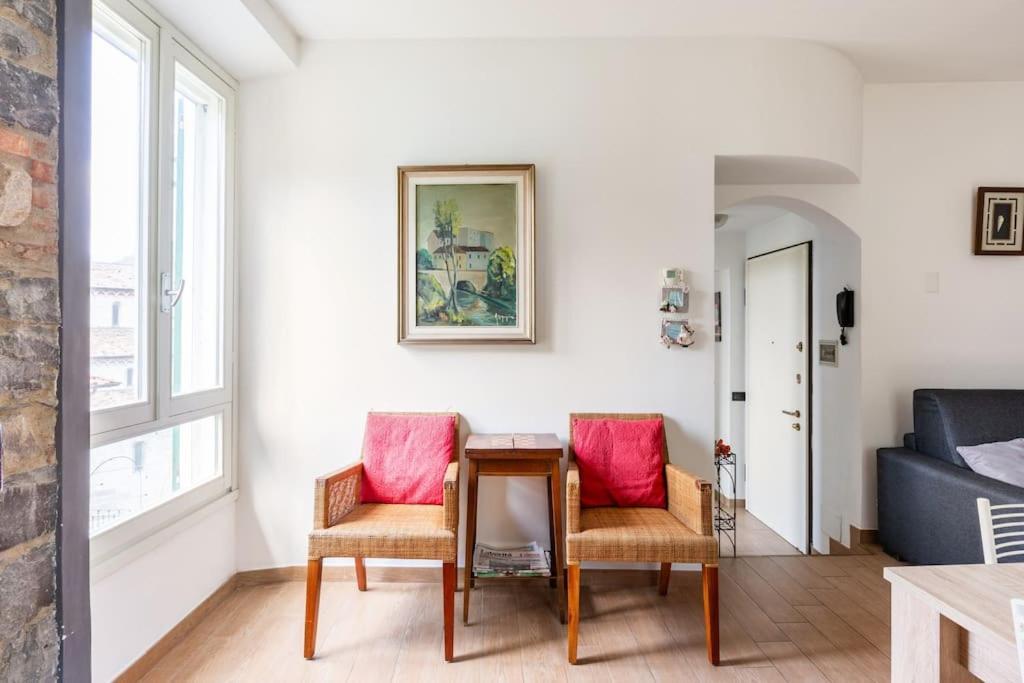 Como 100Mq 5 Mins To Center + Free Park And View Exterior photo